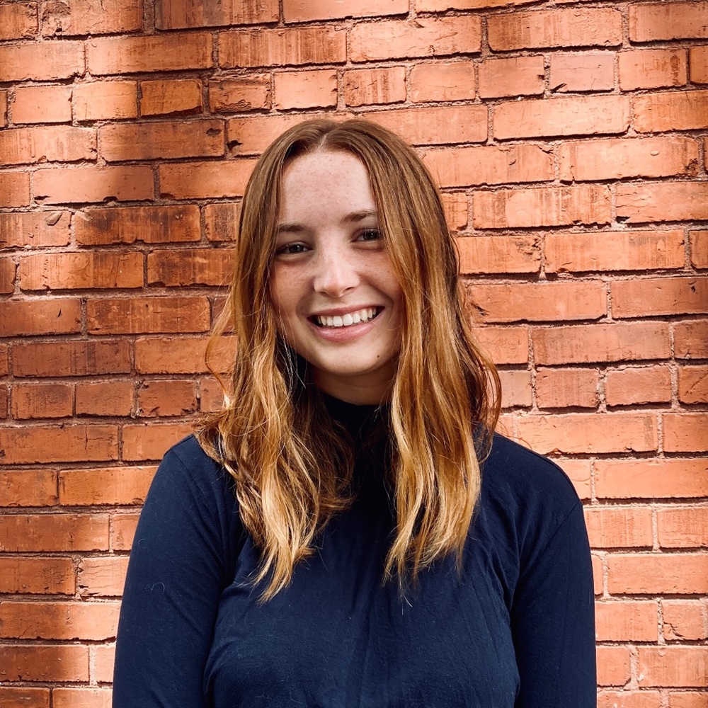 Meet your Posher, Holly
